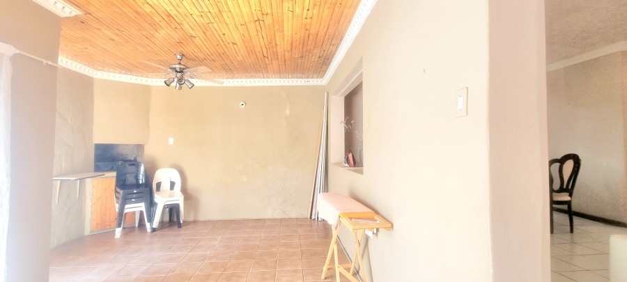 4 Bedroom Property for Sale in Blue Bend Eastern Cape